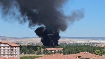 Son Dakika: K&uuml;tahya Hava Er Eğitim Tugay Komutanlığı'nda Yangın &Ccedil;ıktı