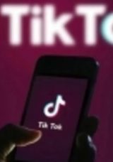 Sosyal medya dilinin tanınması: TikTok'ta kullanılan ifadeler Cambridge S&ouml;zl&uuml;ğ&uuml;'nde yer aldı