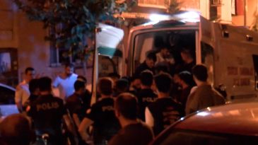 Sultangazi'de dehşet! Annesini silahla vurarak &ouml;ld&uuml;rd&uuml;