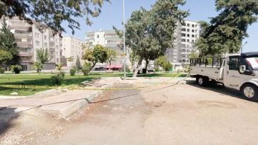 Takip Edip 13 Bı&ccedil;ak Darbesiyle Hayatını Kaybetti… Parkta Dehşet Anları