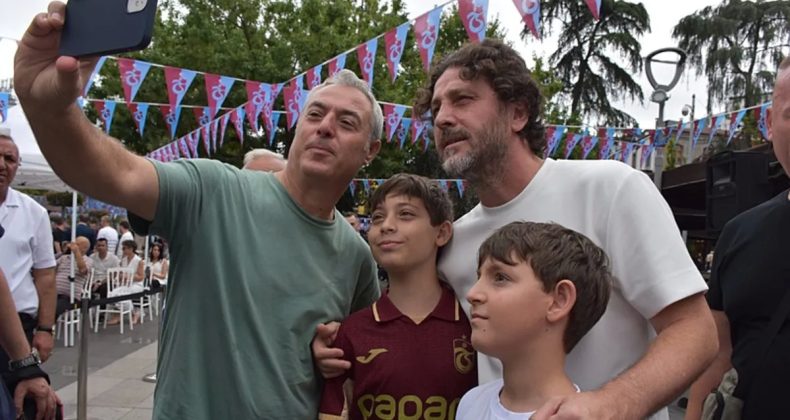 Taraftarla Buluşan Fatih Tekke'den 'Mücadeleye Devam' Mesajı