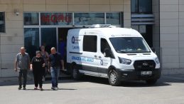 Telefonda başlayan tartışma cinayete d&ouml;n&uuml;şt&uuml;: 1 kişi &ouml;ld&uuml;, 1 kişi yaralandı