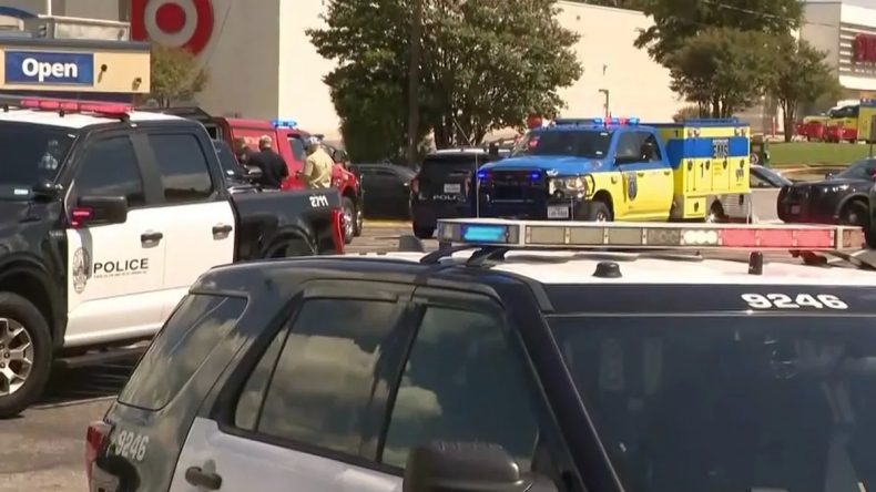Texas'ta Alışveriş Merkezinde Kan Donduran Olay: 3 Kişi Hayatını Kaybetti
