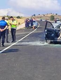 Tokat Zile’de Feci Kaza: İki Otomobil Kafa Kafaya Çarpıştı, Ölü ve Yaralılar Var