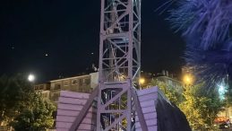 Tosya&rsquo;da Kule Vin&ccedil;te Gerilim: Eşinin Gelmesiyle İkna Olup İndi