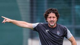 Trabzonspor'da Yıldız Oyuncunun Transferi Durdu!
