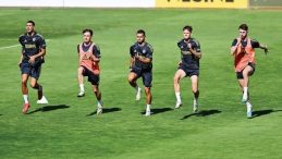 Tüm Alkışlar Szymanski'ye