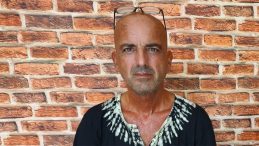 Türk Kaptan 40 Saat Yüzerek Hayatta Kaldı