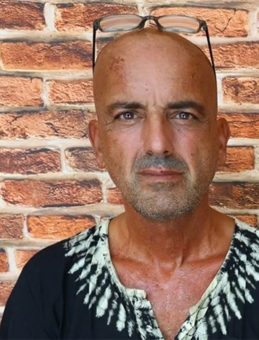 Türk Kaptan 40 Saat Yüzerek Hayatta Kaldı