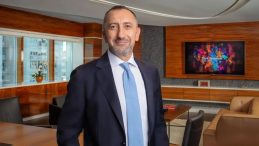 Türk Telekom CEO'su Önal'dan 5G Açıklaması: Türkiye'yi Daha Güçlü Bir Geleceğe Taşıyacak