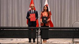 Türkiye-Gürcistan Arasında 5 Milyar Dolarlık Ticaret Hacmi Hedefi