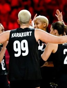 Türkiye-Kanada Voleybol Maçı TRT 1'de Canlı Yayında!