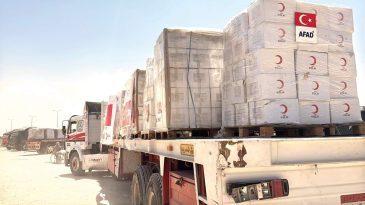 T&uuml;rkiye'den Gazze'ye 178 İnsani Yardım TIR'ı