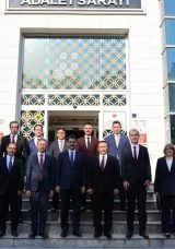 T&uuml;rkiye&rsquo;de Bir İlk: Kırşehir Adliyesi T&uuml;m Kadastro Dosyalarını Karara Bağladı