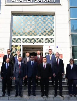 Türkiye’de Bir İlk: Kırşehir Adliyesi Tüm Kadastro Dosyalarını Karara Bağladı