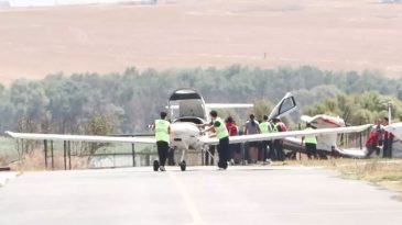 U&ccedil;ak Arızası İle Acil Durum: Pilot B&uuml;y&uuml;k&ccedil;ekmece G&ouml;l&uuml;'ne İniş Yapabileceğini Bildirdi