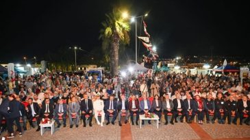Unutulmaz Acılar… Marmara Depremi'nde Kaybedilenler Anıldı