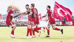 Ümraniye Gülüyor, Manisa Üzüntü Yaşıyor