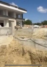 Villa Bah&ccedil;esinde Bulunan Ceset: 3 Kişi Tutuklandı!