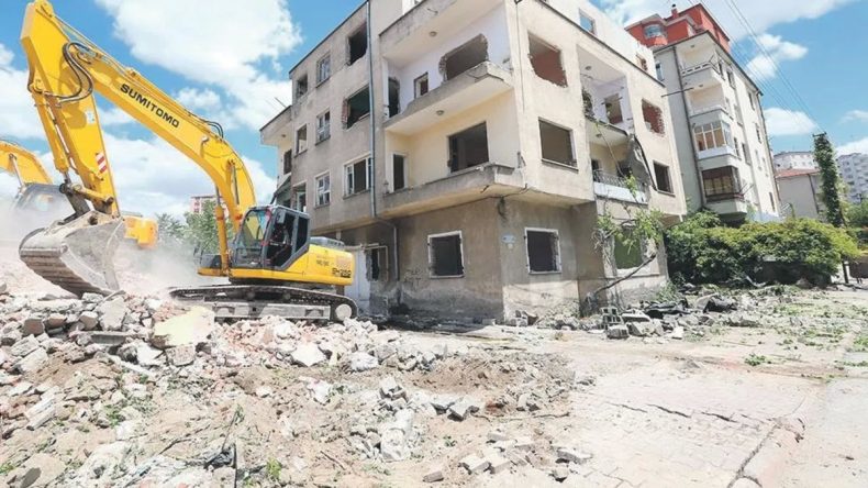 Yarısı Bizden Kampanyası ile 71 Bin Bağımsız Bölüm Yenileniyor: Kentsel Dönüşüm Hızla İlerliyor
