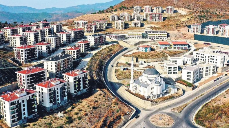 Yıkılan Şehirler Yeniden Hayat Buldu