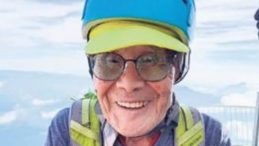 102 Yaşında Zirveye Tırmandı