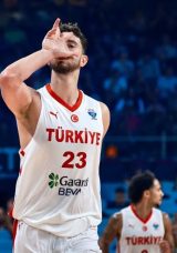 12 Dev Adam EuroBasket'te 5'te 5 Yaptı! T&uuml;rkiye – İsve&ccedil; Basketbol Ma&ccedil;ı Ne Zaman, Saat Ka&ccedil;ta ve Hangi Kanalda?