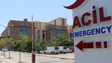 18 Yaşındaki Kız, Evinde Banyoda &Ouml;l&uuml; Bulundu