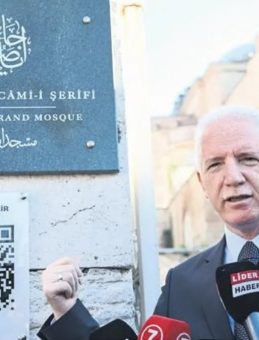603 Cami ve 225 Türbe Dijital İstanbul'da
