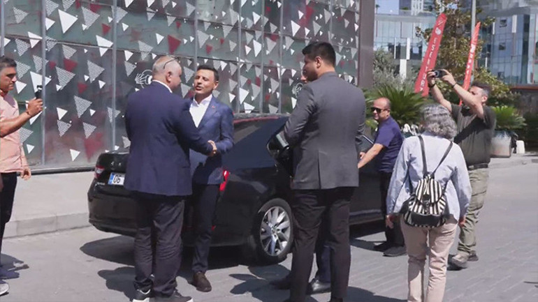 Özgür Çelik'in Gazetecilere Yanıtı
