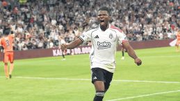 Acı Çekiyordu Refleksle Yanıt Verdi