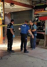 Adana'da &Ccedil;ay Ocağına Silahlı Saldırı: İki Yaralı!