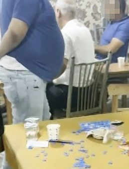 Adana'da Kumarhaneye Koçbaşıyla Baskın: 49 Kişi Gözaltında!