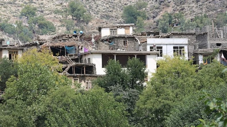 Afganistan’da 5,2 Büyüklüğünde Yeni Deprem