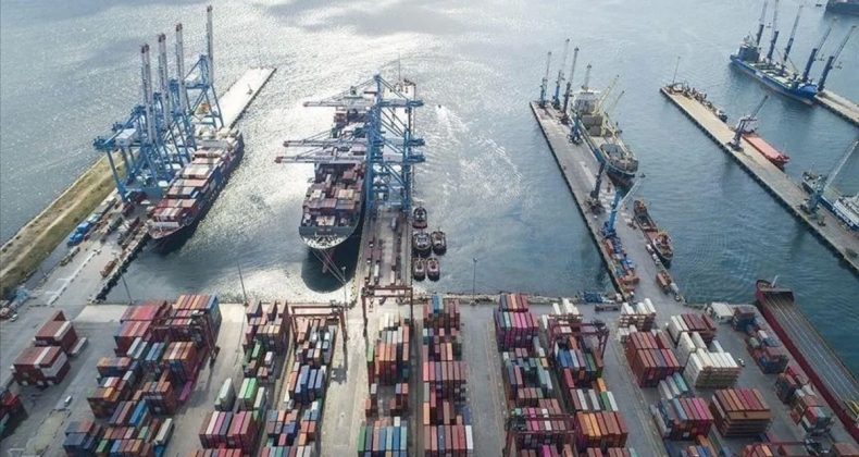 Ağustos İhracatı 21.8 Milyar Dolar