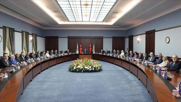 AK Parti'de &Ouml;nemli MYK Toplantısı