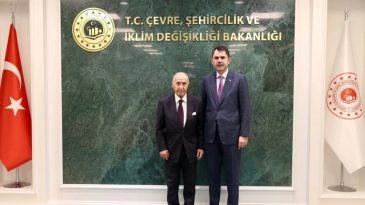 Bakan Kurum, Eski TBMM Başkanlarından Hikmet &Ccedil;etin ile G&ouml;r&uuml;şme Ger&ccedil;ekleştirdi