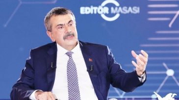 Bakan Tekin&rsquo;den &Ouml;nemli A&ccedil;ıklamalar: 12 Yıllık Zorunlu Eğitim Kısalabilir
