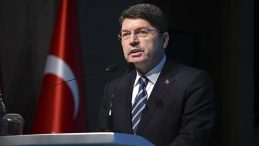 Bakan Tunç Hakkari’de konuştu: Terörsüz Türkiye sürecini sabote etmek isteyenlere fırsat vermeyeceğiz
