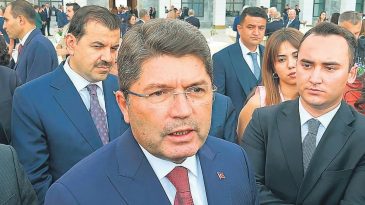 Bakan Tun&ccedil;&rsquo;tan &Ouml;zel&rsquo;e Tepki: Mahkemenin Kararına Saygı Duymalı