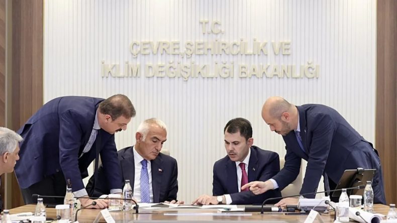 Bakanlar Kurum ve Ersoy, Deprem Bölgesindeki Tarihi Yapıların Restorasyonu İçin Bir Araya Geldi