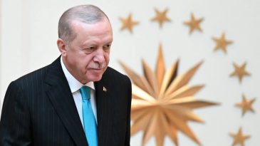 Başkan Recep Tayyip Erdoğan: 100 Yıllık Partiyi Bir Hırsızlık &Ccedil;etesinin Fedaisi Haline Getirdiler!