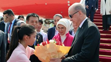 Başkan Recep Tayyip Erdoğan: &Ouml;zg&uuml;r &Ouml;zel&rsquo;in F&uuml;zeler ve Balık&ccedil;ılık Bilgisi Yok!