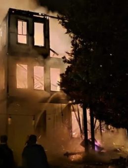 Bolu'da Tüyler Ürperten Yangın: Tarihi Konağın Külleriyle Kaldı!
