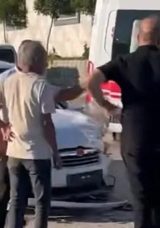 Bursa'da İki Otomobil Kafa Kafaya &Ccedil;arpıştı: 4 Yaralı
