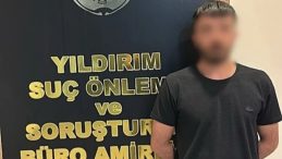 Bursa'da Kahvehanede Yakalanan Şahıs, Tuvalete Attığı Uyuşturucu ile Ele Geçirildi!