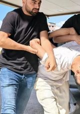 Bursa'da Sokak D&uuml;ğ&uuml;n&uuml;nde Yakalandı: 70 Ayrı Su&ccedil;tan Aranıyormuş!