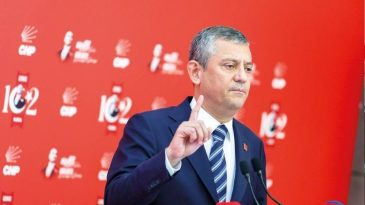 CHP Lideri &Ouml;zg&uuml;r &Ouml;zel: 'Kayyum Tekin'e Randevu Vermem'