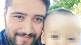 Cinnet Geçiren Baba, İki Oğlunu Bıçakladı