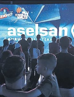 Coşku Dalga Dalga Yayılıyor